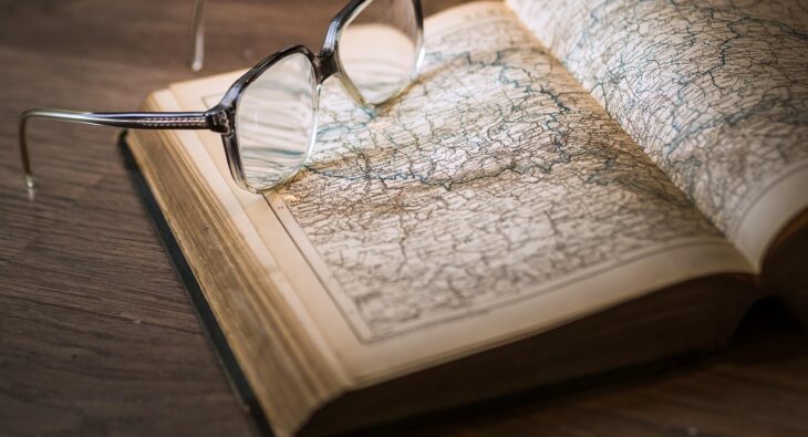 Pierwsze kroki w nauce gramatyki polskiej – proste triki, które przyspieszą twoją naukę!